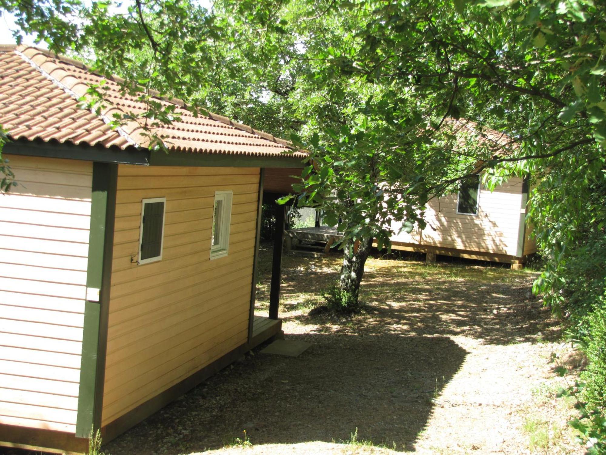 Camping Chalets Les Chenes Verts Vogue Exterior photo